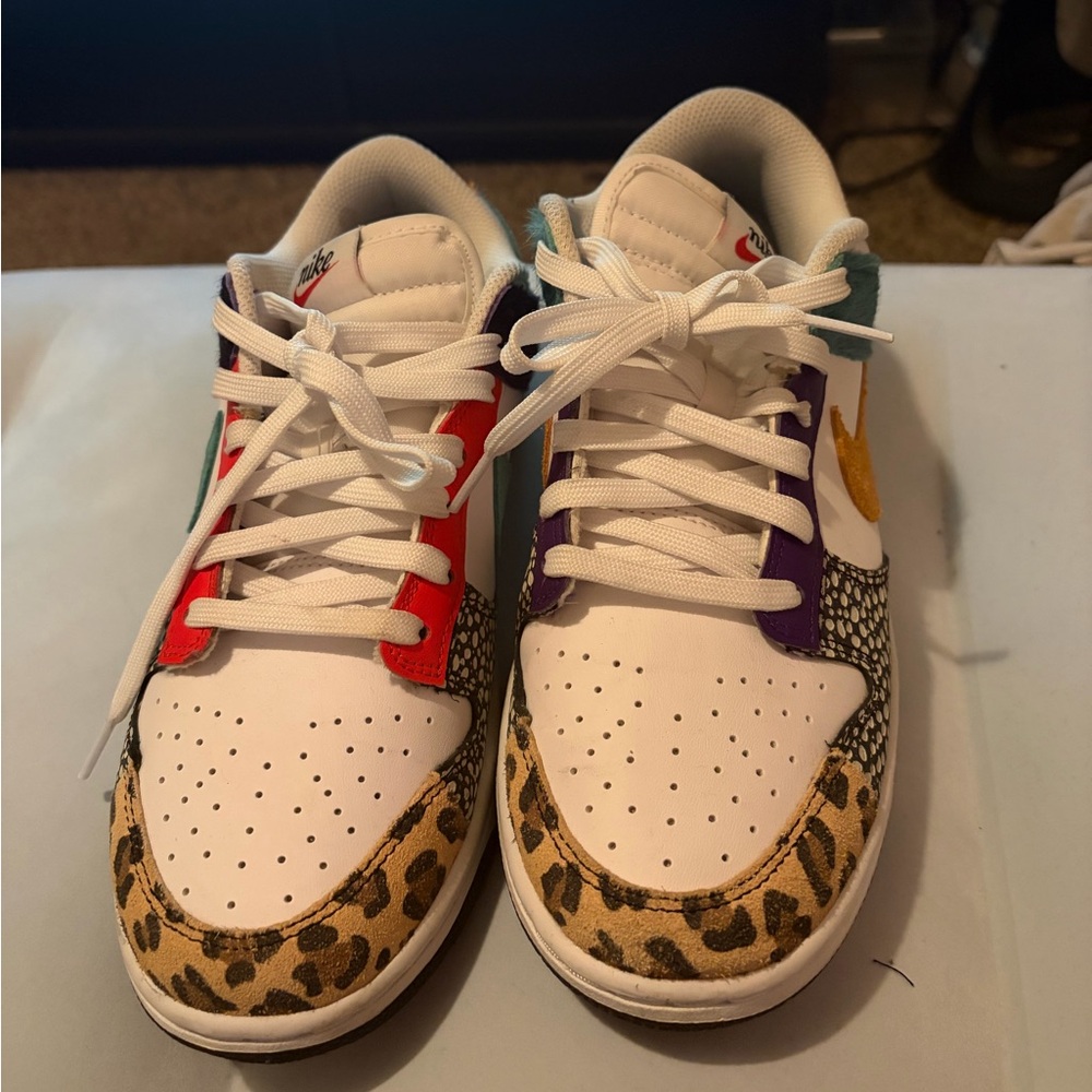 Nike Low Top Sneakers with Multi Color & Leopard Trim